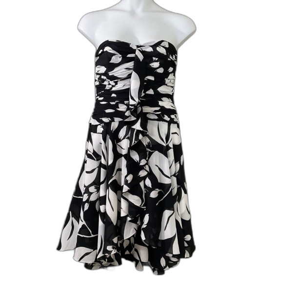 NWT White House Black Market Ruffle Midi Dress Sz. 12 Flowy rushed bodice - Picture 1 of 9